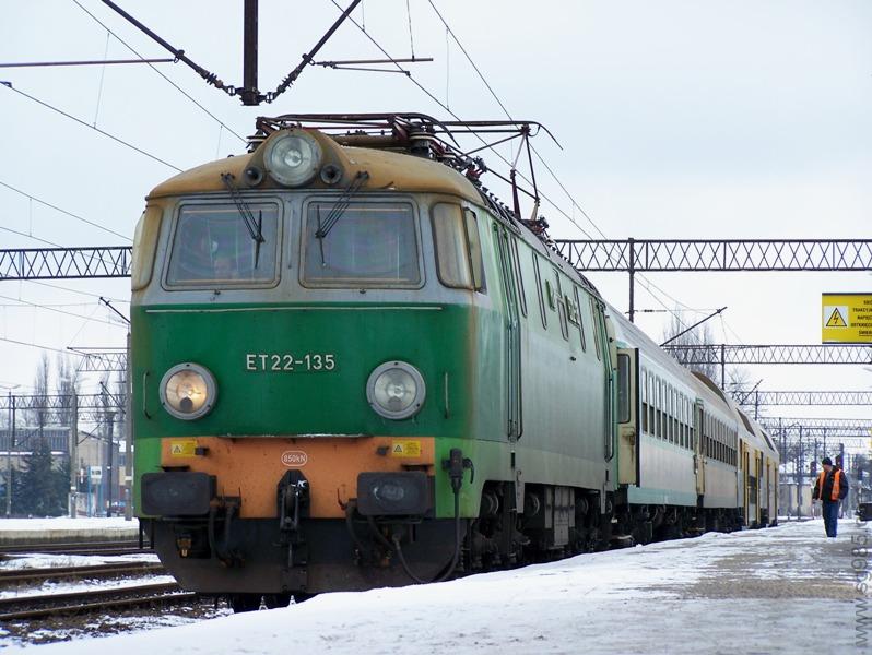 1比87ET22电力机车