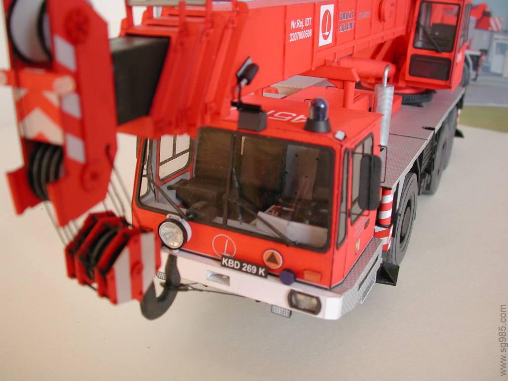 波兰Bumar-Labedy-DUT-0502汽车起重机