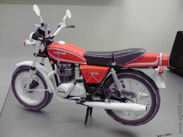 川崎(Kawasaki)Z400B摩托车