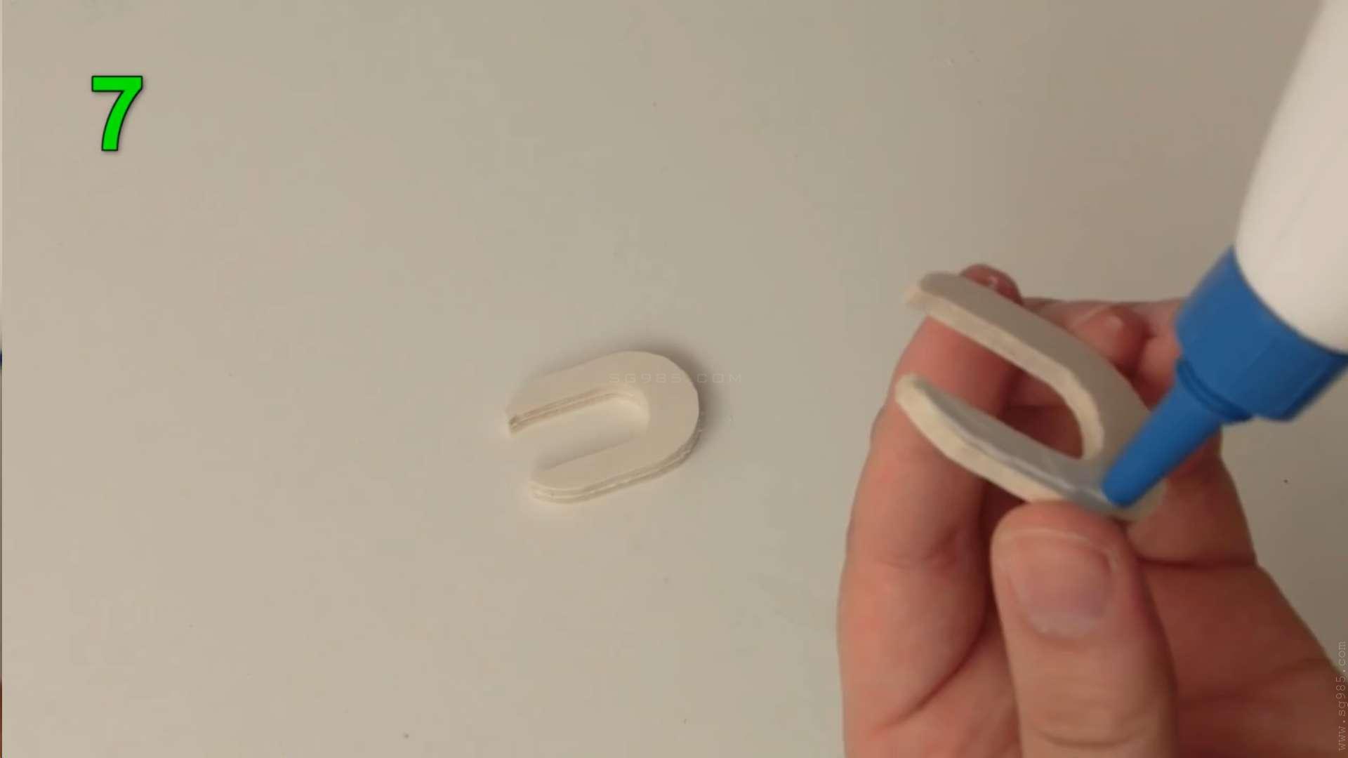 手指橡皮筋枪/怎么做皮筋木棍枪WGOG1008用木板制作一把可连发的橡皮筋玩具枪+图纸下载