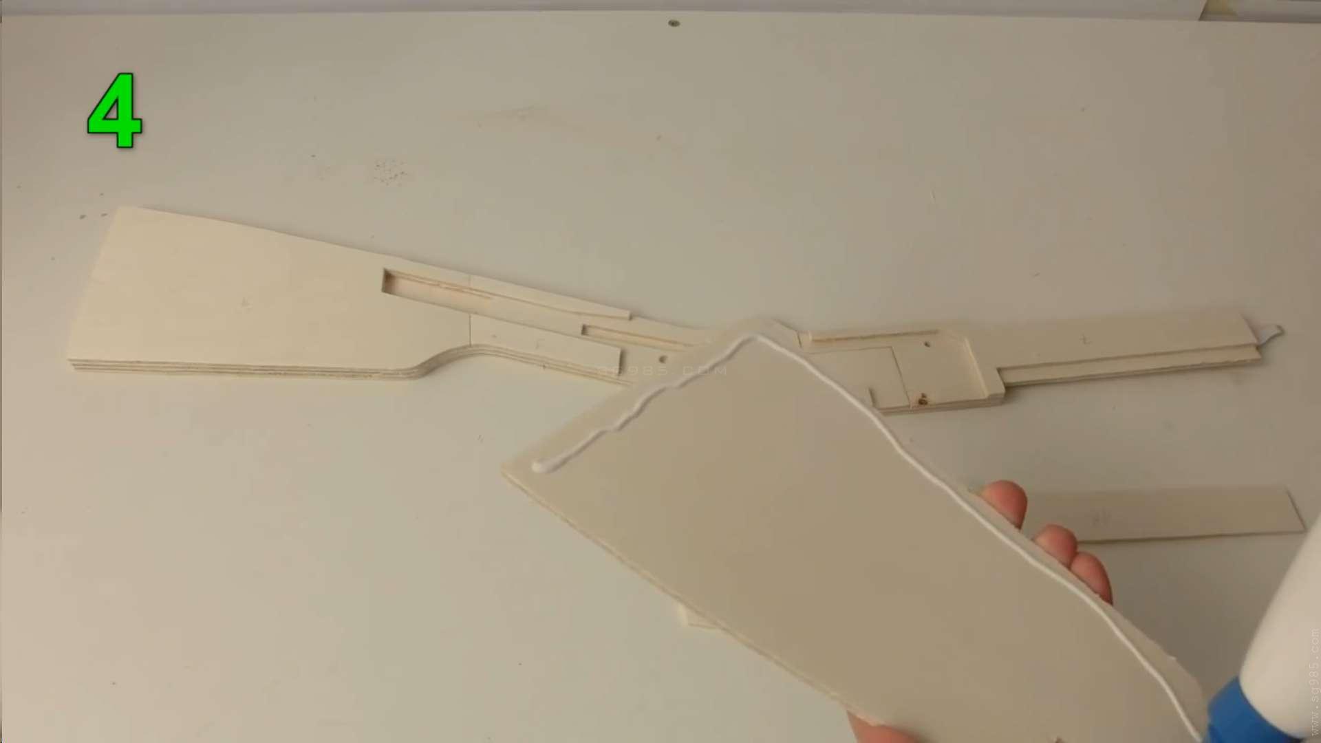 手指橡皮筋枪/怎么做皮筋木棍枪WGOG1008用木板制作一把可连发的橡皮筋玩具枪+图纸下载