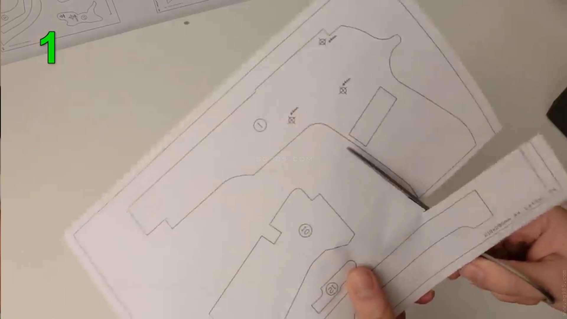 手工橡皮筋枪/连发橡皮筋枪怎么做WGOG1009用木板制作一把可连发的橡皮筋ak47玩具枪+结构图纸