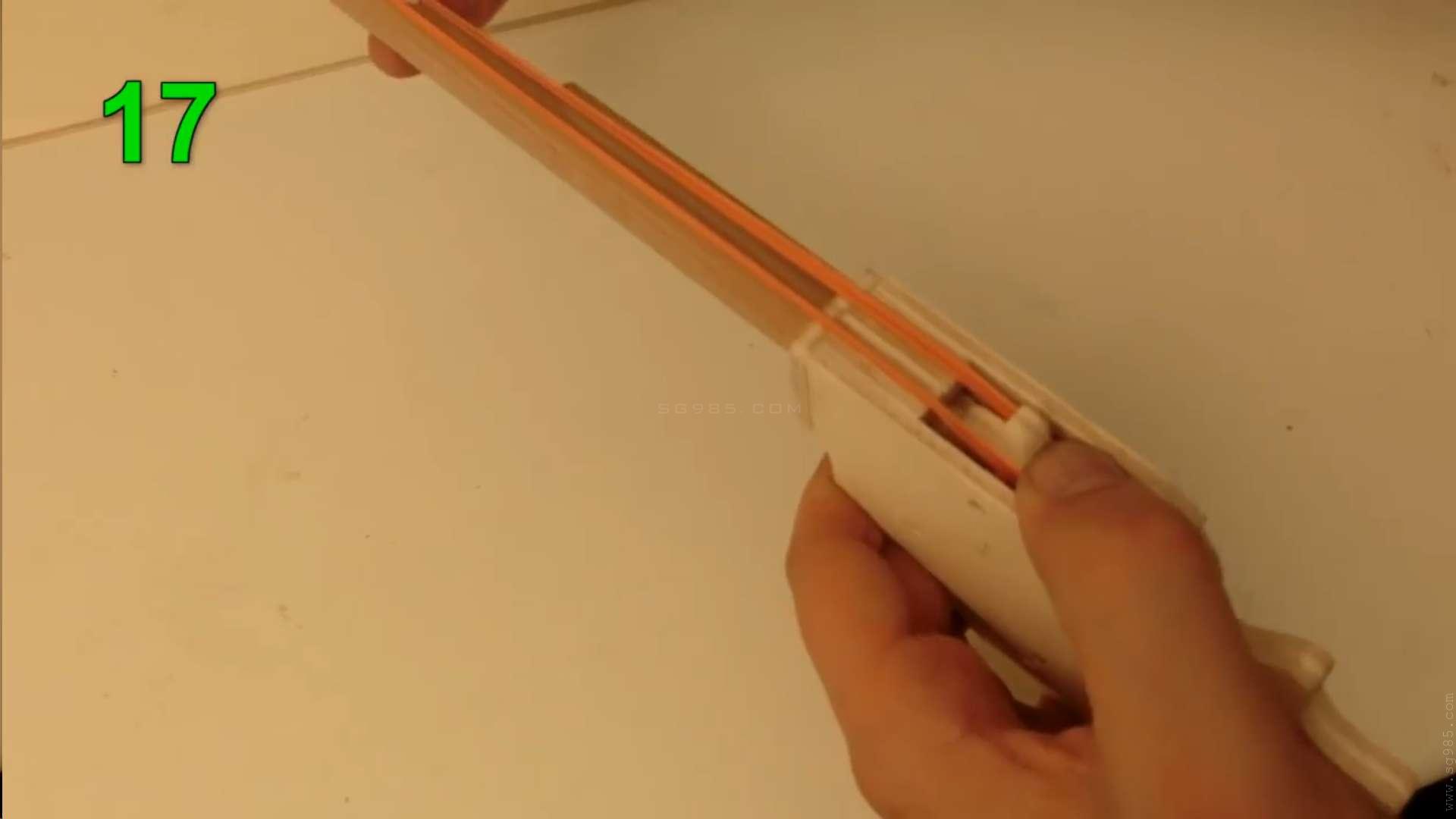 橡皮筋枪怎么做简单的视频/WGOG1006用木板制作一把可连发的橡皮筋玩具枪+结构图纸