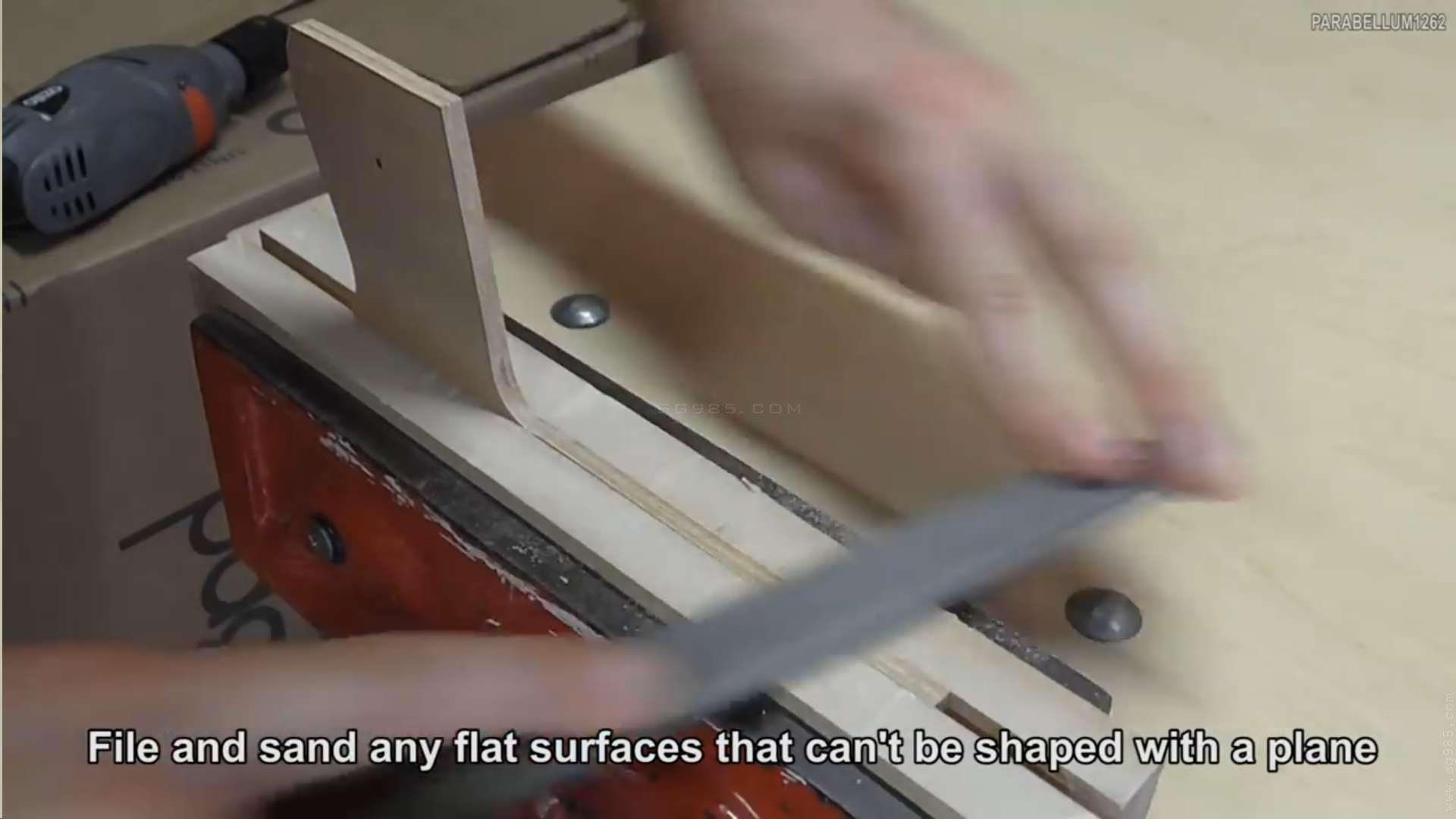 橡皮筋枪的做法/WGOG1002用木板制作一把可连发的橡皮筋玩具枪+图纸下载