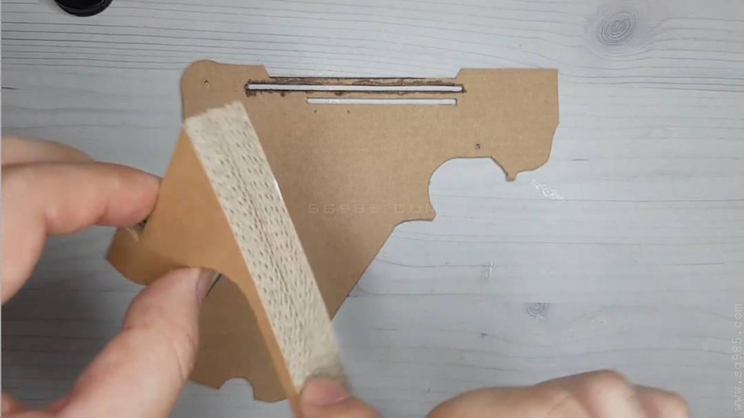 简单纸板手工枪/纸板枪简单/纸板枪教程wgog934如何用纸板制作一把弹射子弹的驳壳手枪+制作图纸下载