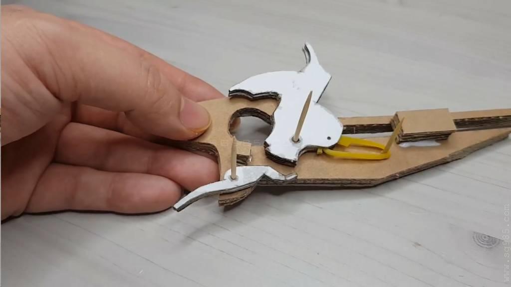 瓦楞纸枪械设计图/瓦楞纸枪可以发射视频wgog911用纸板制作来复枪纸板枪+制作图纸下载