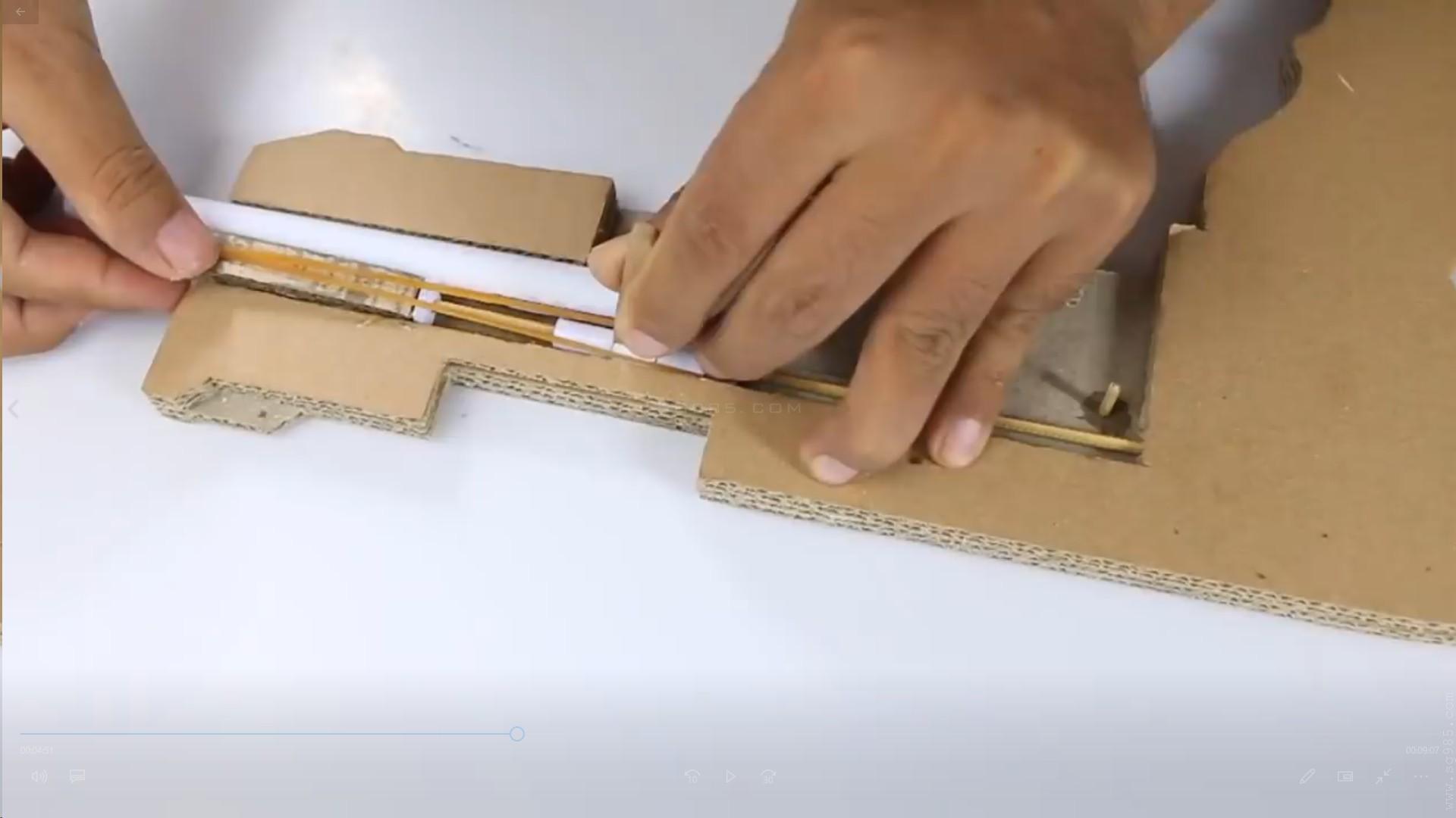 瓦楞纸枪械/纸模枪图纸wgog910如何用纸板制作一把连发纸板枪AK47+制作图纸下载