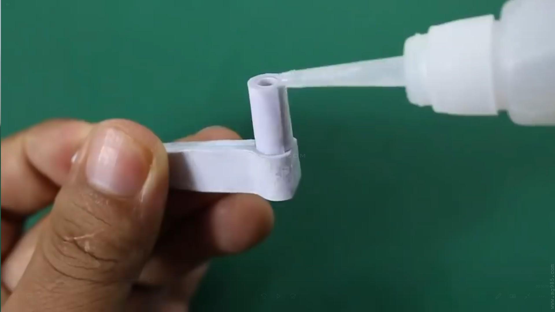 瓦楞纸枪械/纸模枪图纸wgog910如何用纸板制作一把连发纸板枪AK47+制作图纸下载