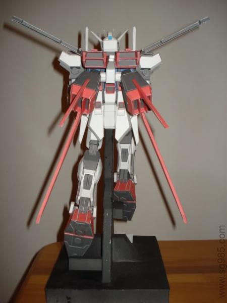 GAT-X105 Aile Strike Gundam