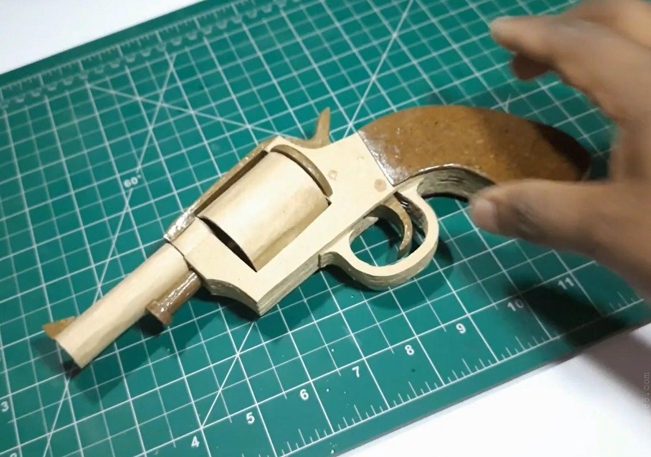 纸板枪设计图/纸板枪教程可发射/纸板枪可发射wgog953用纸板制作一把纸板左轮手枪可以发射+制作图纸