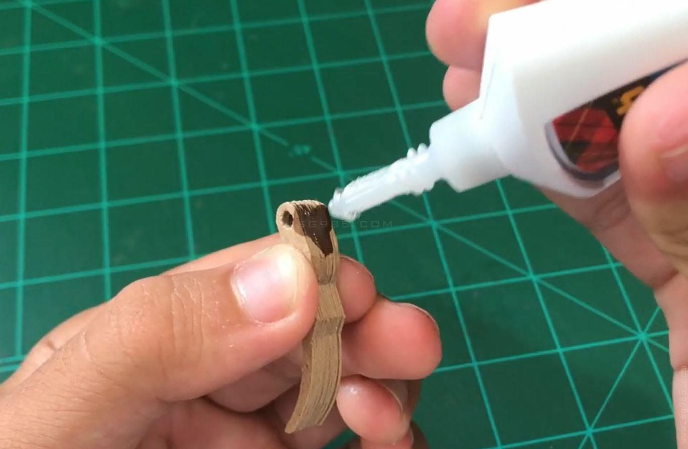 纸模枪图纸/纸板枪的做法教程/纸板枪尺寸比例wgog955纸板制作m1911纸板手枪+制作图纸