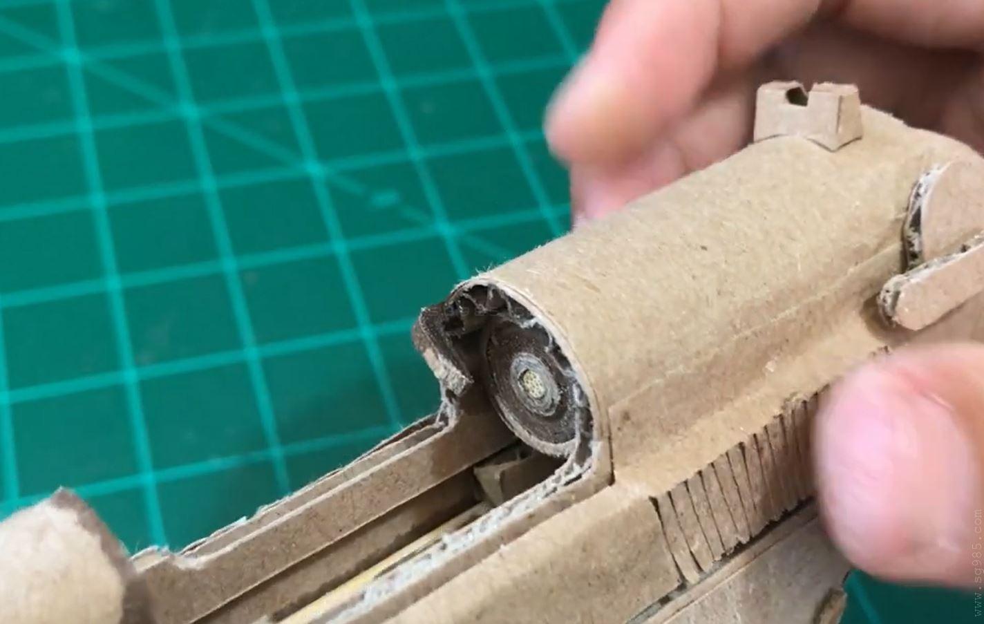 纸模枪图纸/纸板枪的做法教程/纸板枪尺寸比例wgog955纸板制作m1911纸板手枪+制作图纸