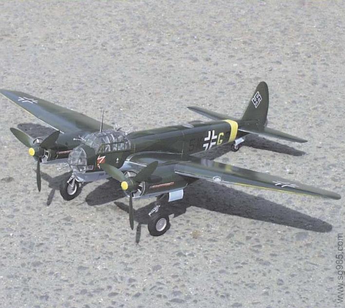 1比32modelart容克斯JU88轰炸机