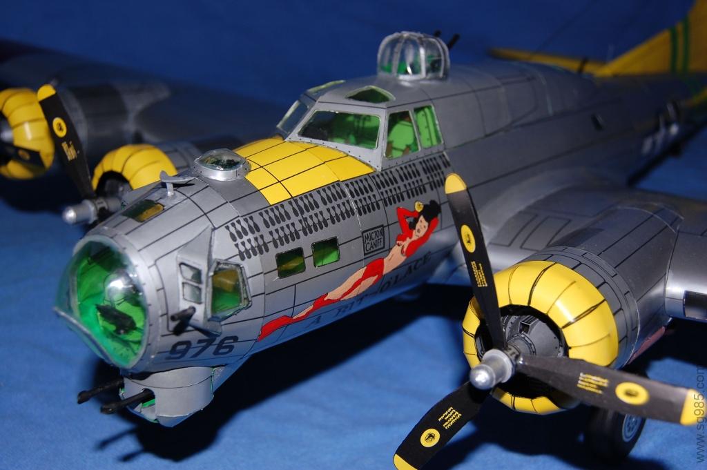 1比33B-17G空中堡垒