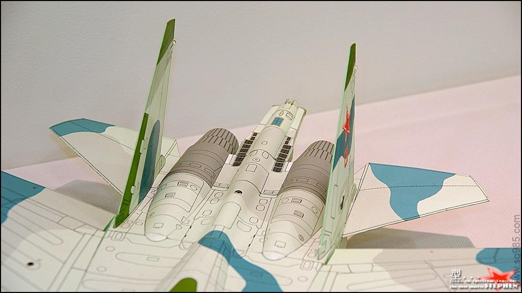 1比33苏-27（侧卫）战斗机