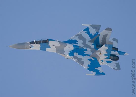 1比33苏-27（侧卫）战斗机