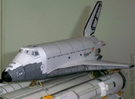 1比96暴风雪号航天飞机和能源号运载火箭