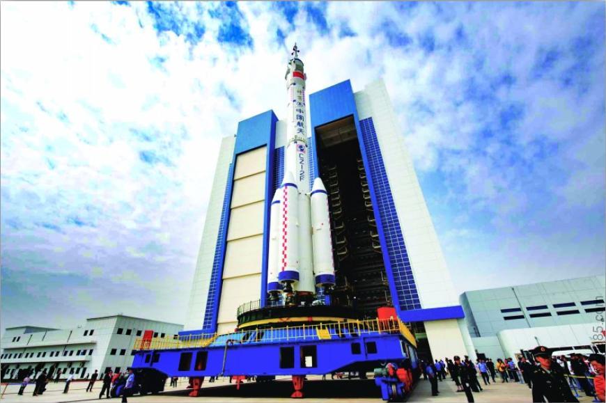 1比96长征2号F运载火箭