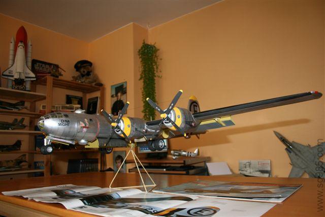 B29超级空中堡垒轰炸机纸