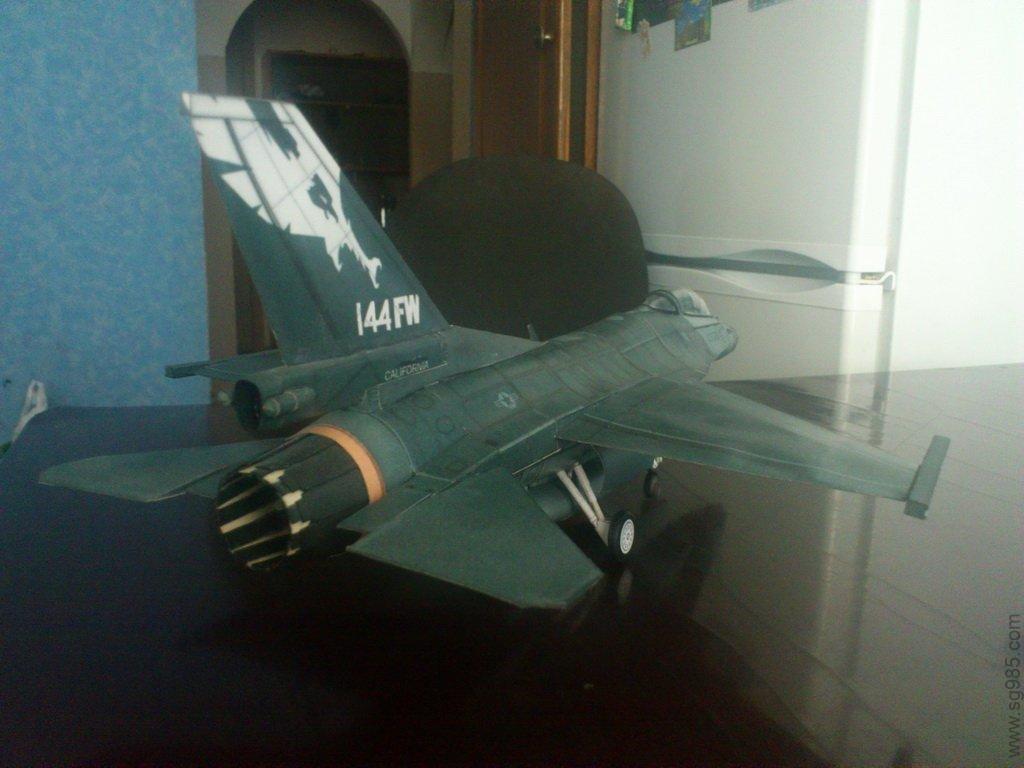 F-16C“战隼”轻型战斗机