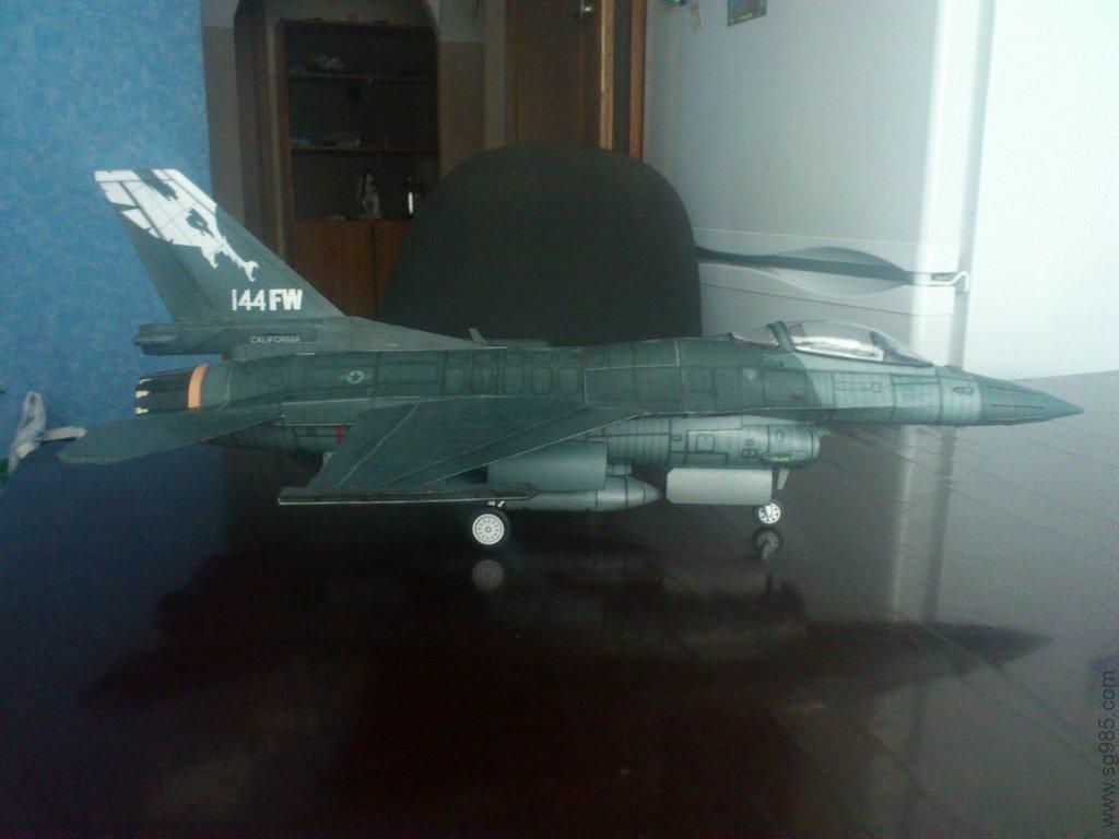 F-16C“战隼”轻型战斗机