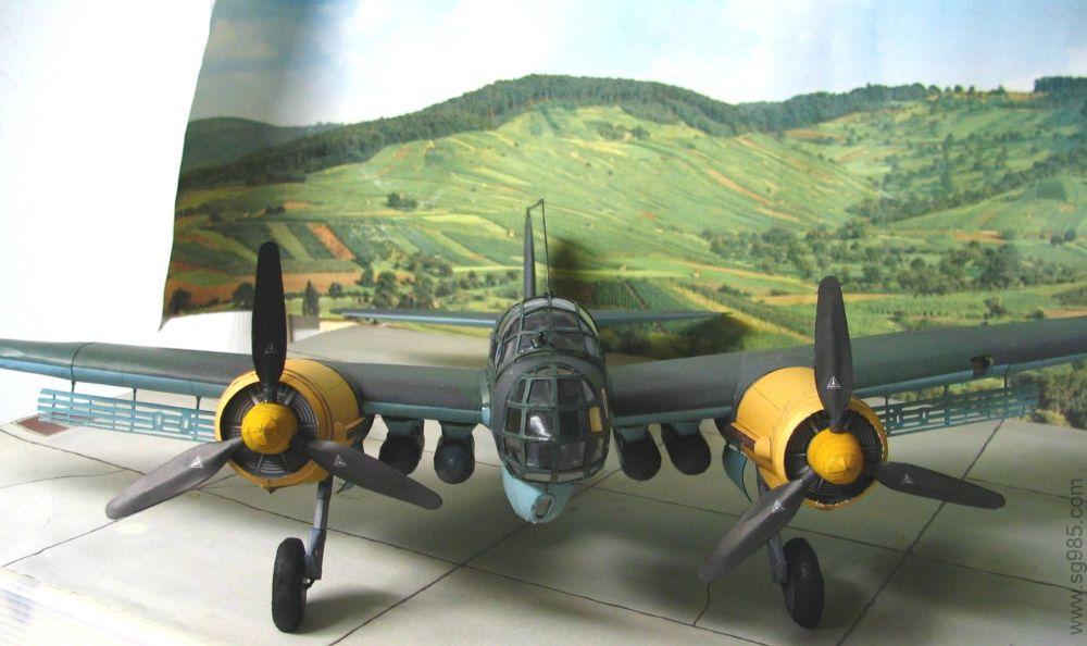 容克斯JU88A-4中型轰炸机