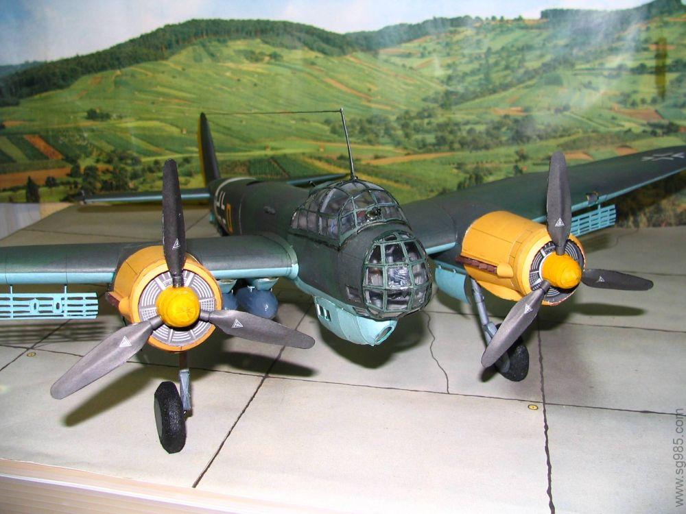 容克斯JU88A-4中型轰炸机