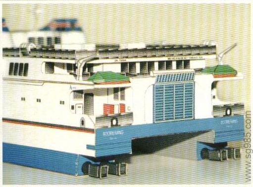 1比200“回旋镖”号双体渡轮