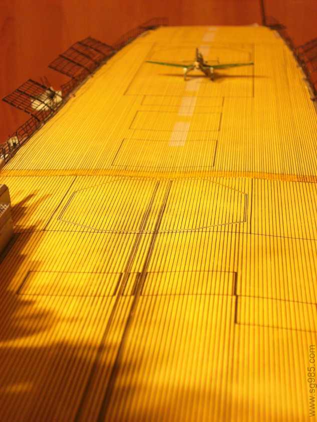 1比200齐柏林伯爵号航空母舰