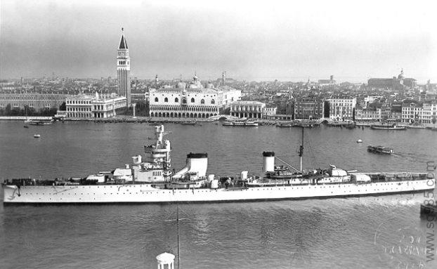 1比200意大利轻巡洋舰