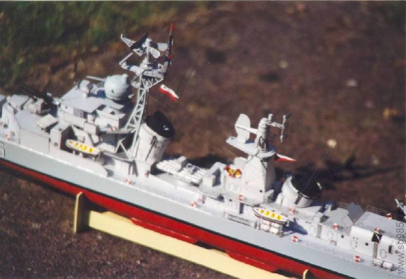 波兰海军华沙号驱逐舰