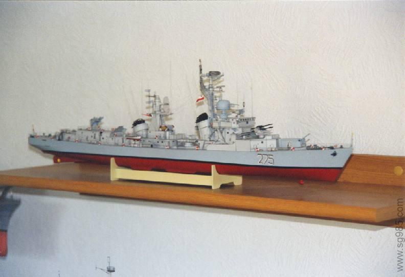 波兰海军华沙号驱逐舰