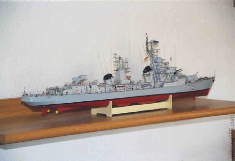 波兰海军华沙号驱逐舰