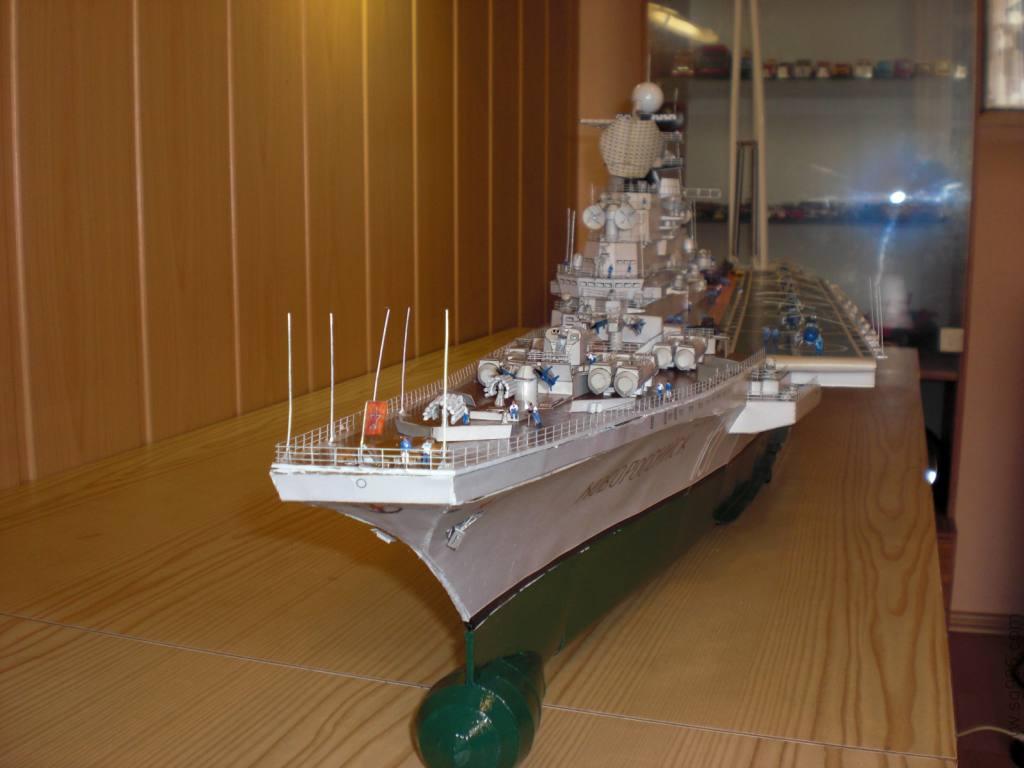 俄罗斯新罗西斯克号航空母舰