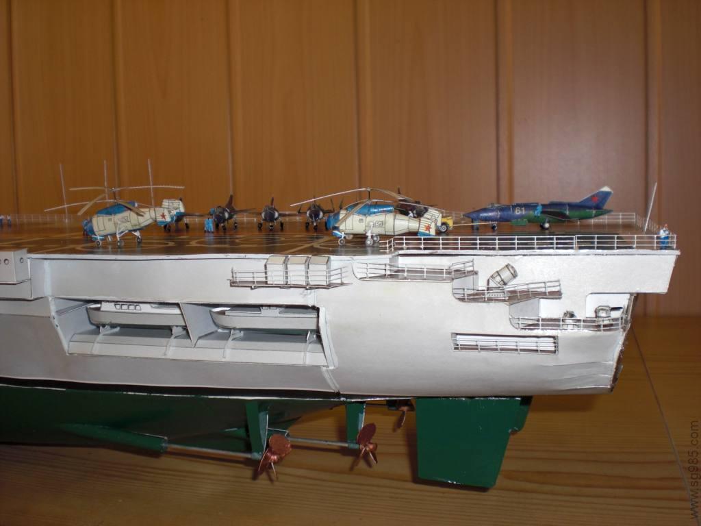 俄罗斯新罗西斯克号航空母舰