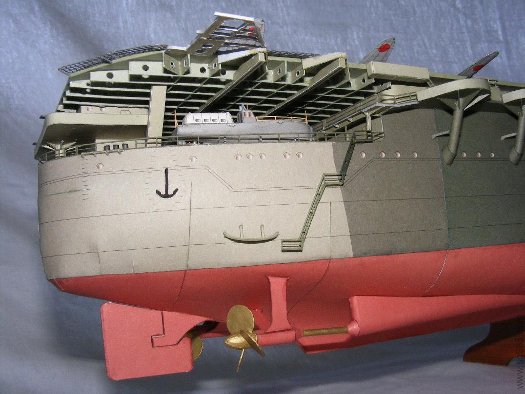 鬼子隼鹰号航空母舰