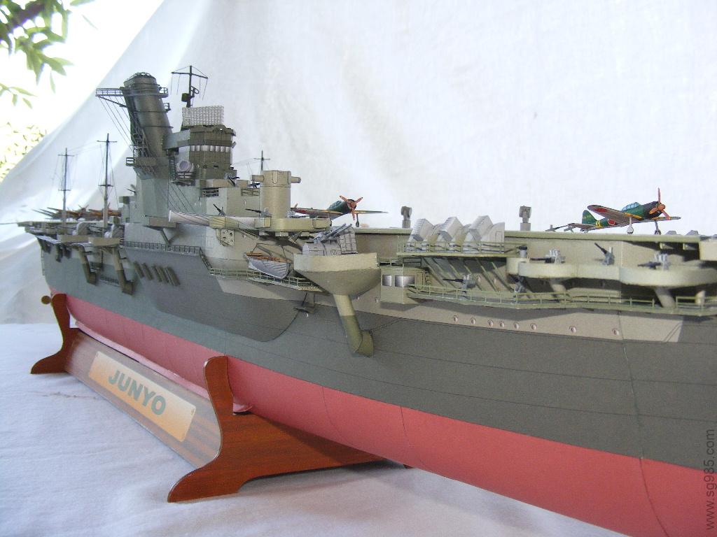 鬼子隼鹰号航空母舰