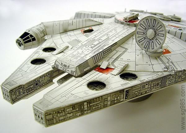 1星球大战“千年隼”号YT-1300改装货运飞船