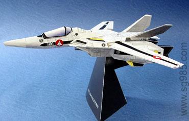 2太空堡垒之VF-1S变形战斗机