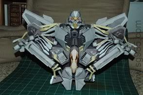 4变形金刚红蜘蛛人形版本