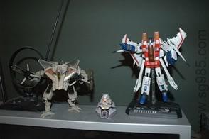 4变形金刚红蜘蛛人形版本