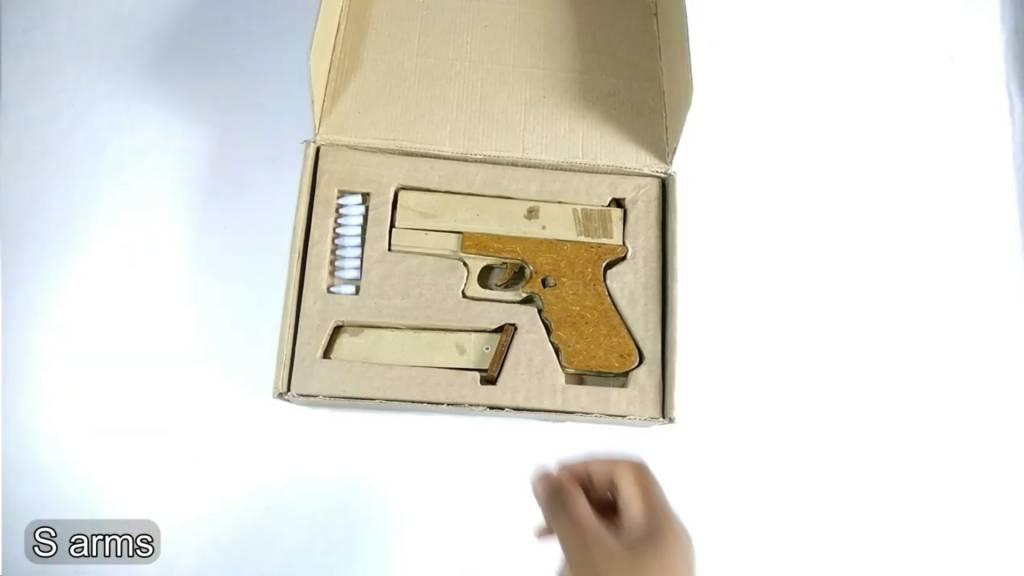 瓦楞纸枪图纸下载/手工纸板枪可发射wgog915用纸板制作纸板玩具枪+制作图纸