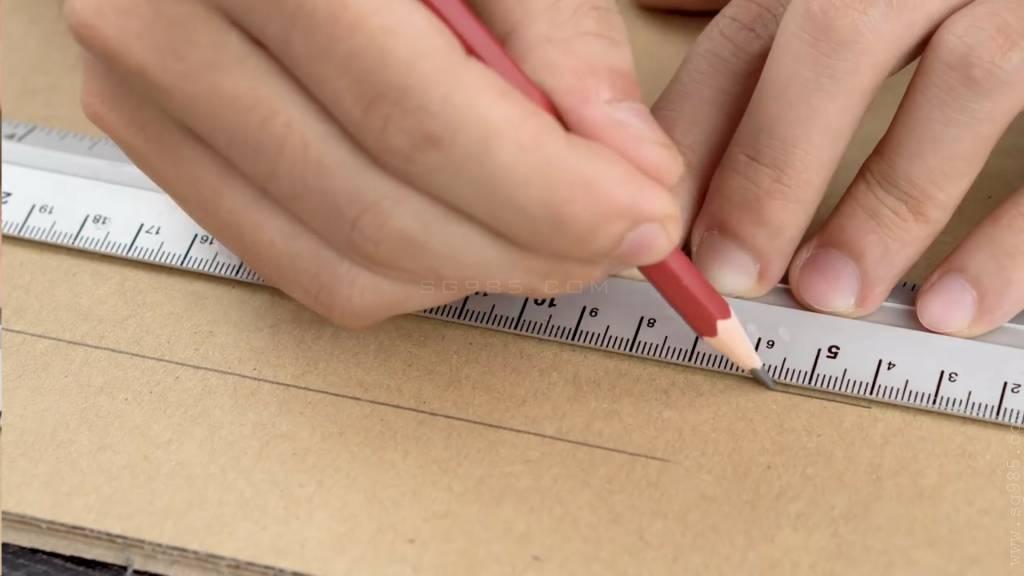 瓦楞纸枪怎么做能发射子弹wgog914如何纸板制造可以射击塔兰战术AR-15的纸板枪+制作图纸下载