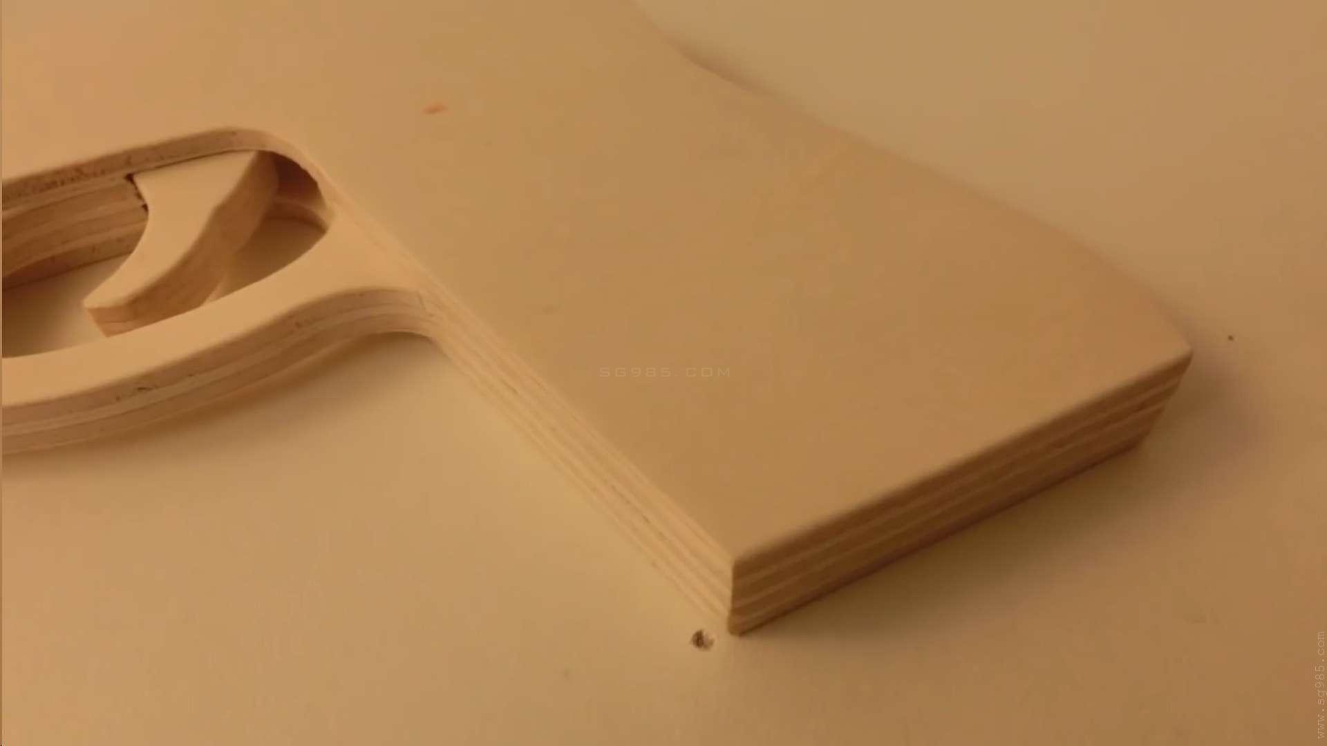 橡皮筋枪/连发橡皮筋枪的内部结构WGOG1001用木板制作一把可连发的橡皮筋玩具枪+制作图纸