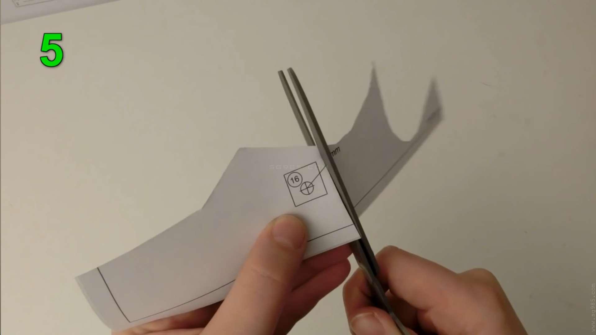 橡皮筋枪怎么安装/WGOG1005用木板制作一把可连发的橡皮筋玩具枪+图纸下载