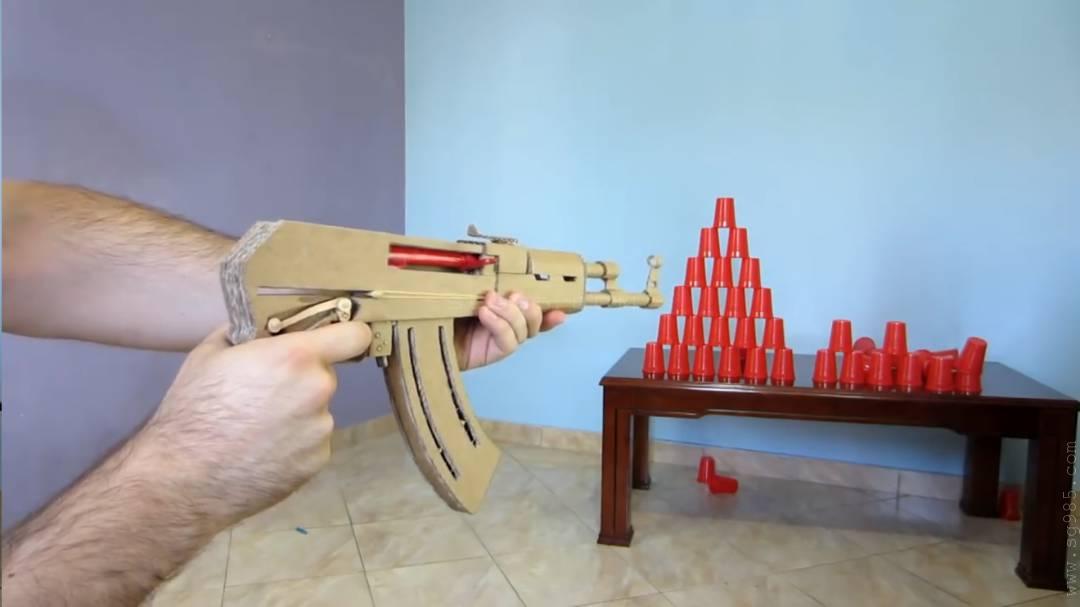 纸板ak47模型图纸/纸板ak47可发射子弹/纸板ak47wgog928用纸板制作一把纸板冲锋枪+制作图纸下载
