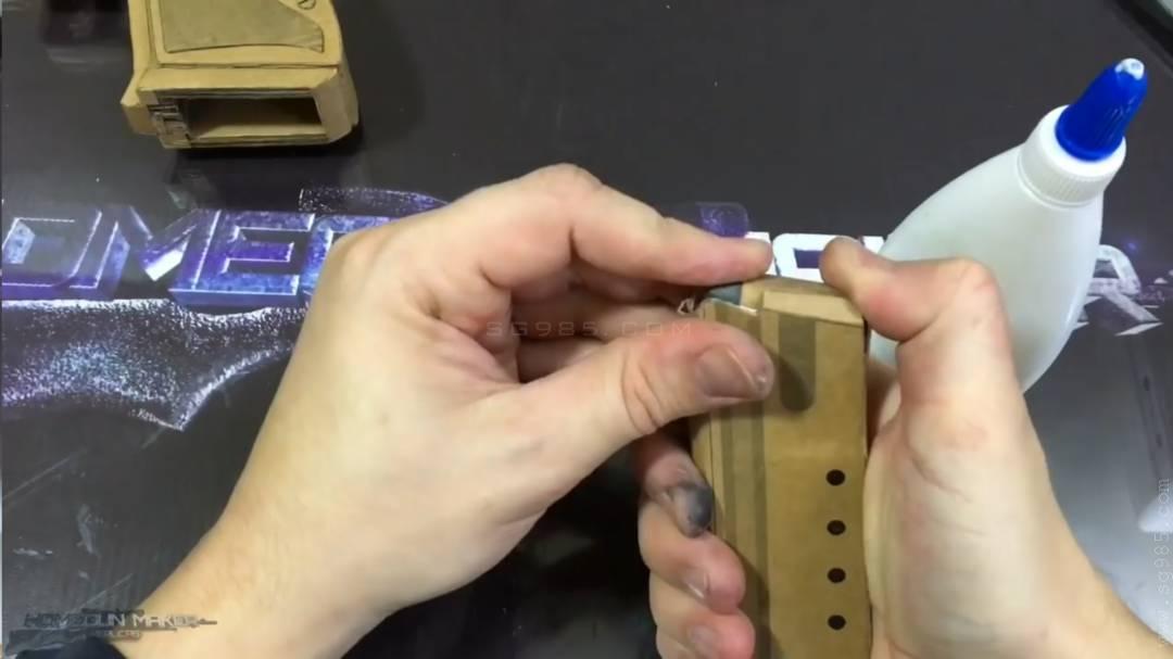 DIY纸板枪/DIY 纸枪/纸板枪怎么做用纸板制作及其精致的自动手枪wgog924+精致制作图纸下载