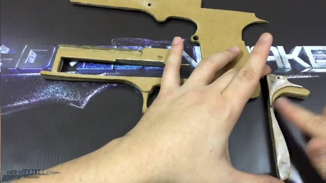 DIY纸板枪/DIY 纸枪/纸板枪怎么做用纸板制作及其精致的自动手枪wgog924+精致制作图纸下载