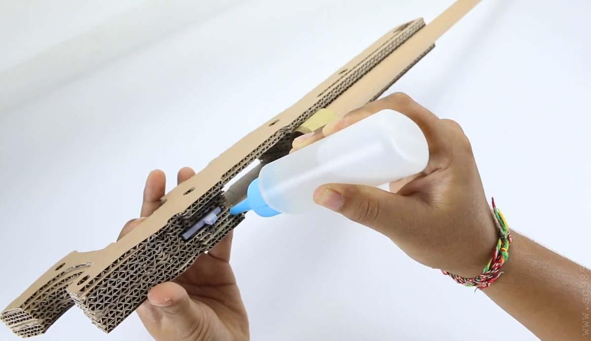 纸板枪教程可发射/纸板枪可发射子弹WGOG904用纸箱制作纸板狙击AWM玩具枪+图纸下载