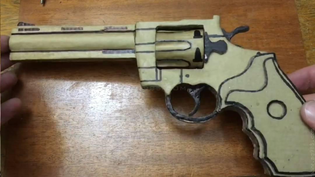 手工纸板枪图纸/手工纸板枪简单wgog920用纸板制作一把做了手枪+制作图纸下载